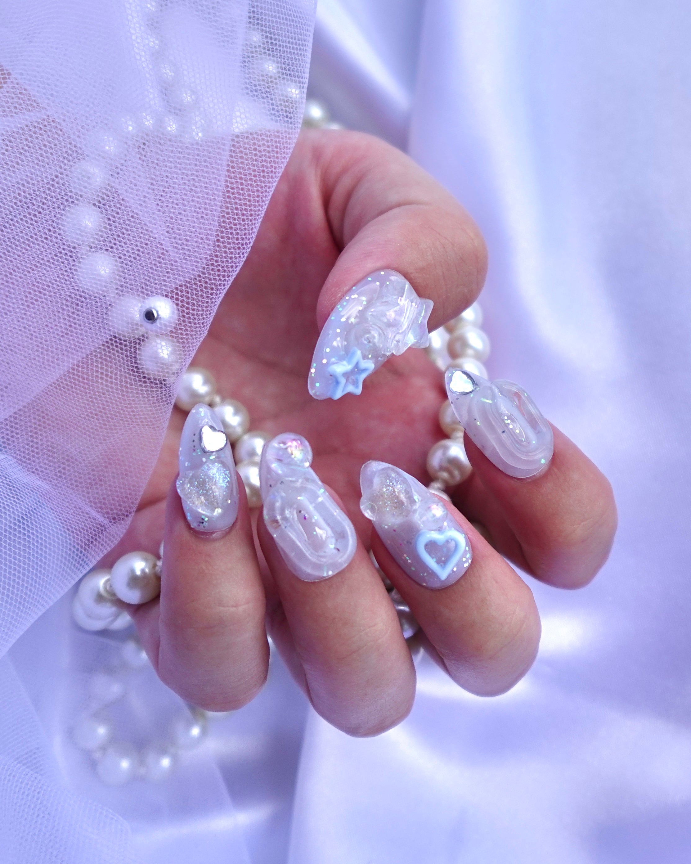 ネイルチップをジェルでつけることができちゃう！専用ジェルSOKUGELって？