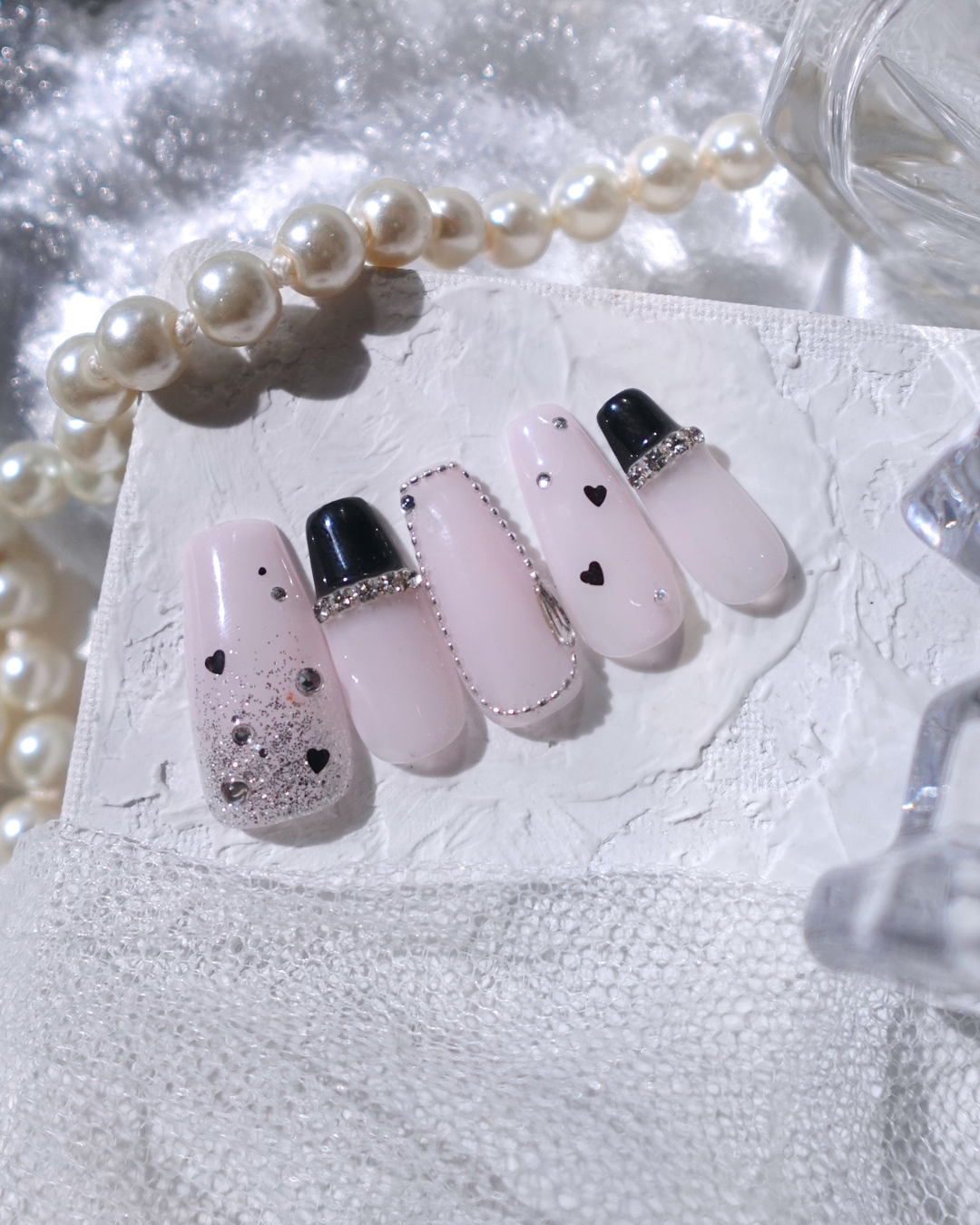 【NEW】ガーリーベーシック/キラキラ/フレンチガーリー/ピンクネイル/ハートネイル/シンプルネイル/ミディアムバレリーナ/ネイルチップ